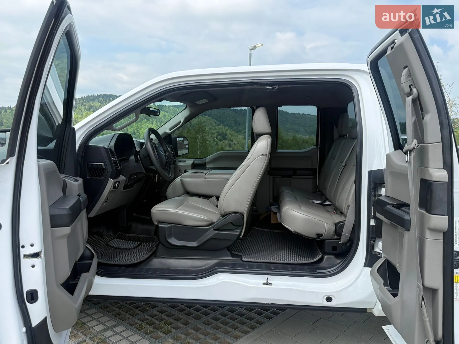 2020 Ford F-150 - мініатюра 18
