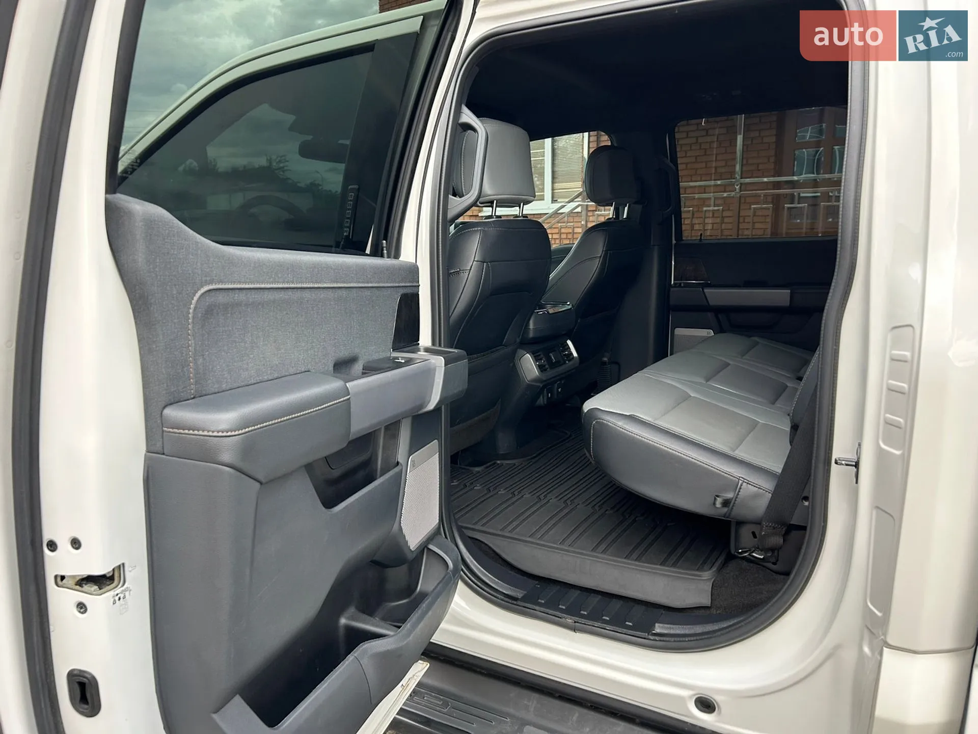 2022 Ford F-150 - мініатюра 22