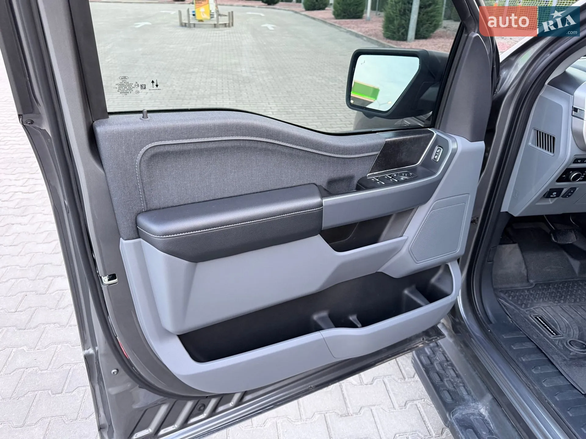 2023 Ford F-150 - мініатюра 17