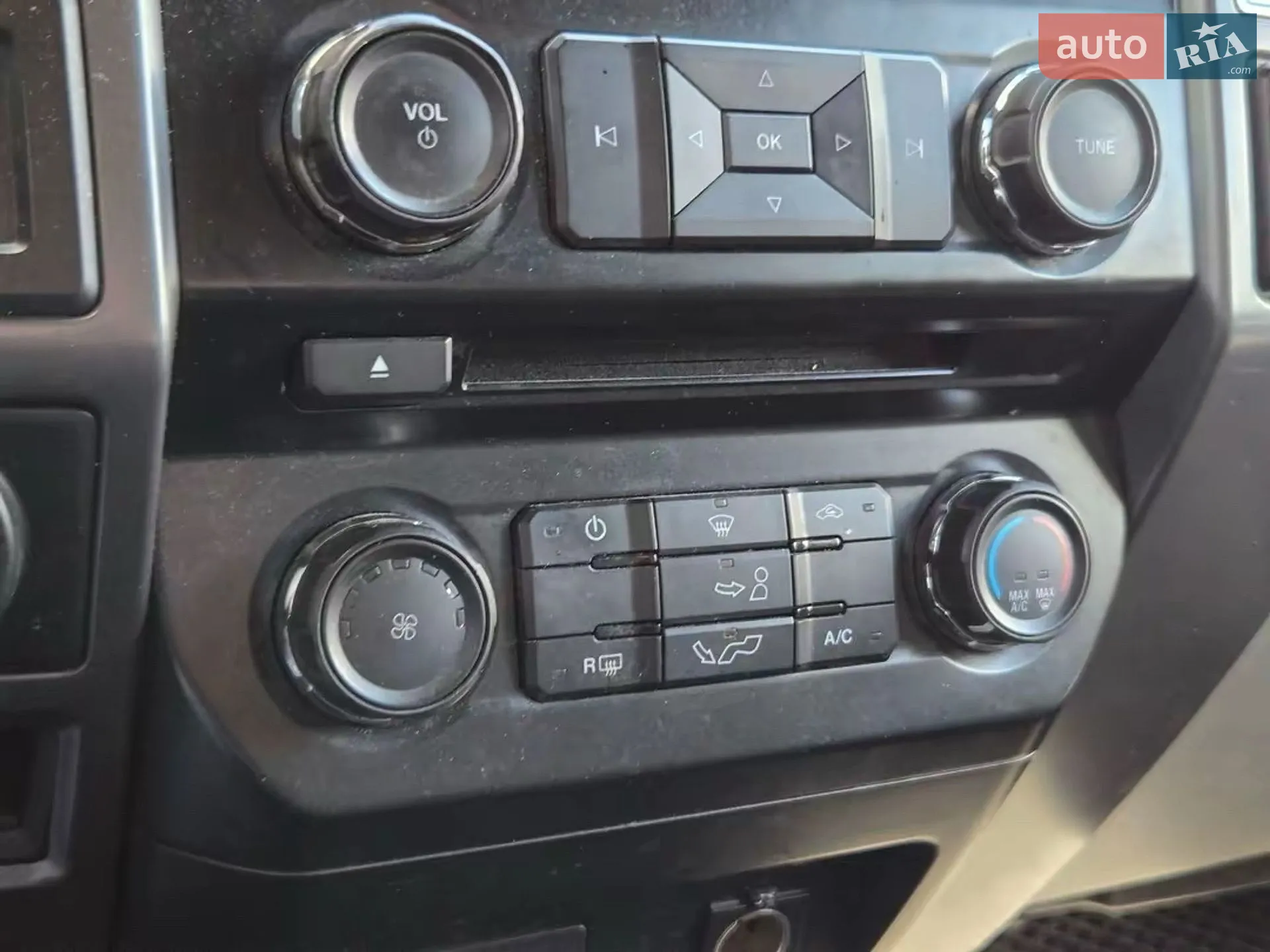 2016 Ford F-150 - мініатюра 24
