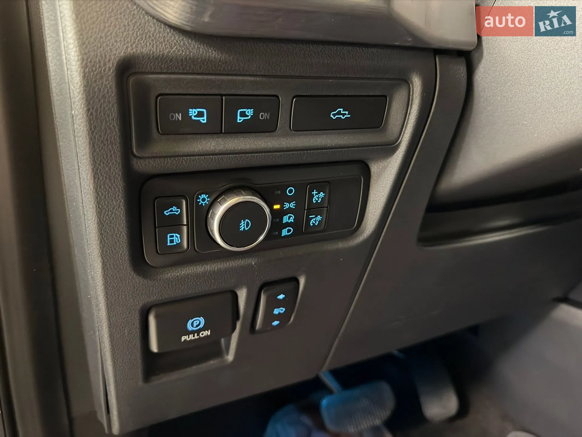 2021 Ford F-150 - мініатюра 25