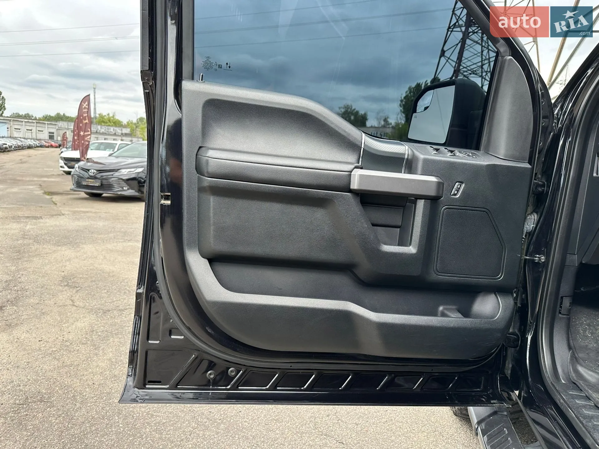 2019 Ford F-150 - мініатюра 16