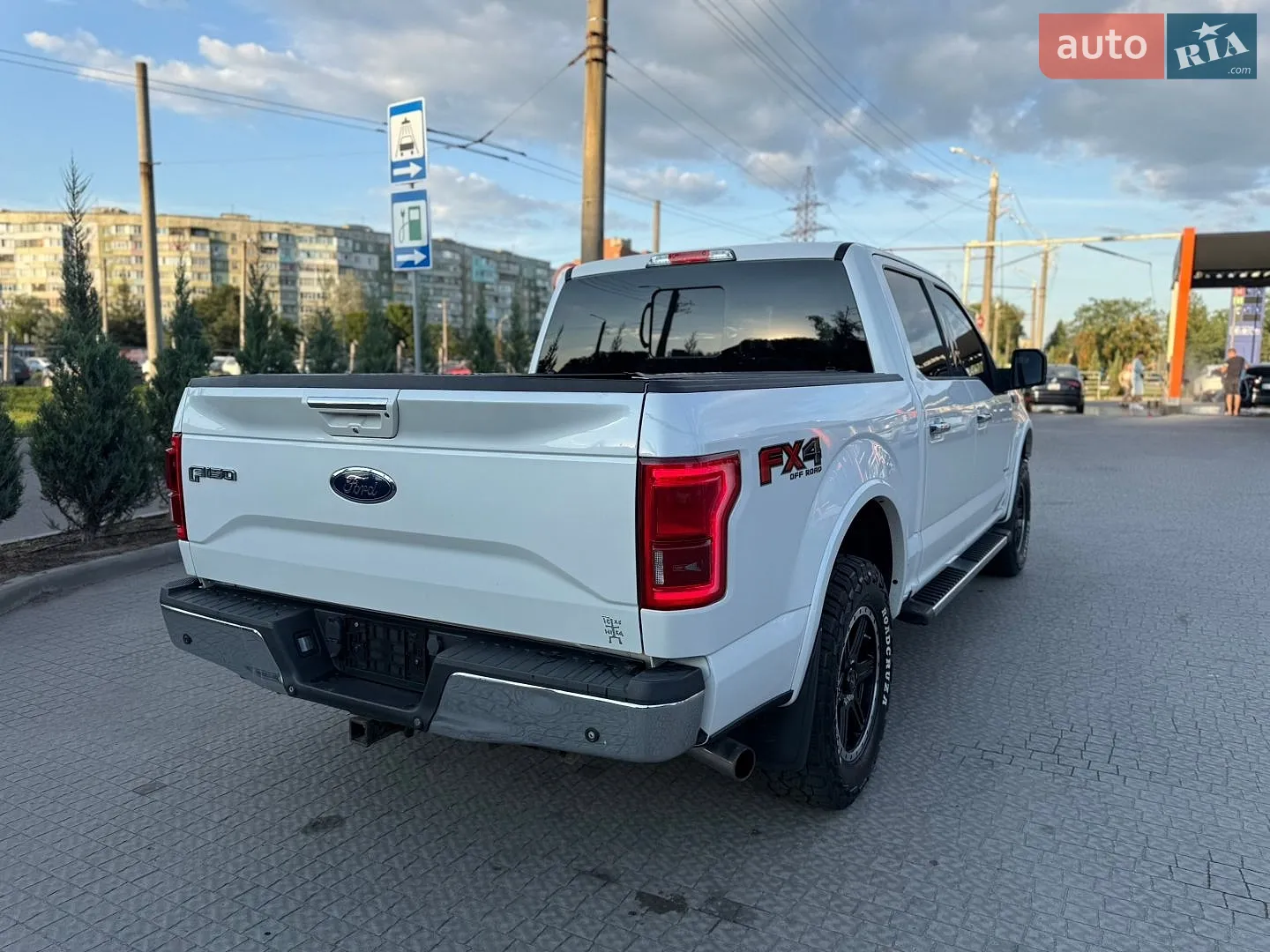 2015 Ford F-150 - мініатюра 16