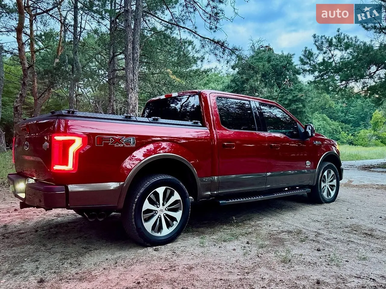 2017 Ford F-150 - мініатюра 8