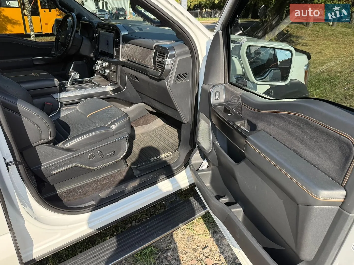 2021 Ford F-150 - мініатюра 17