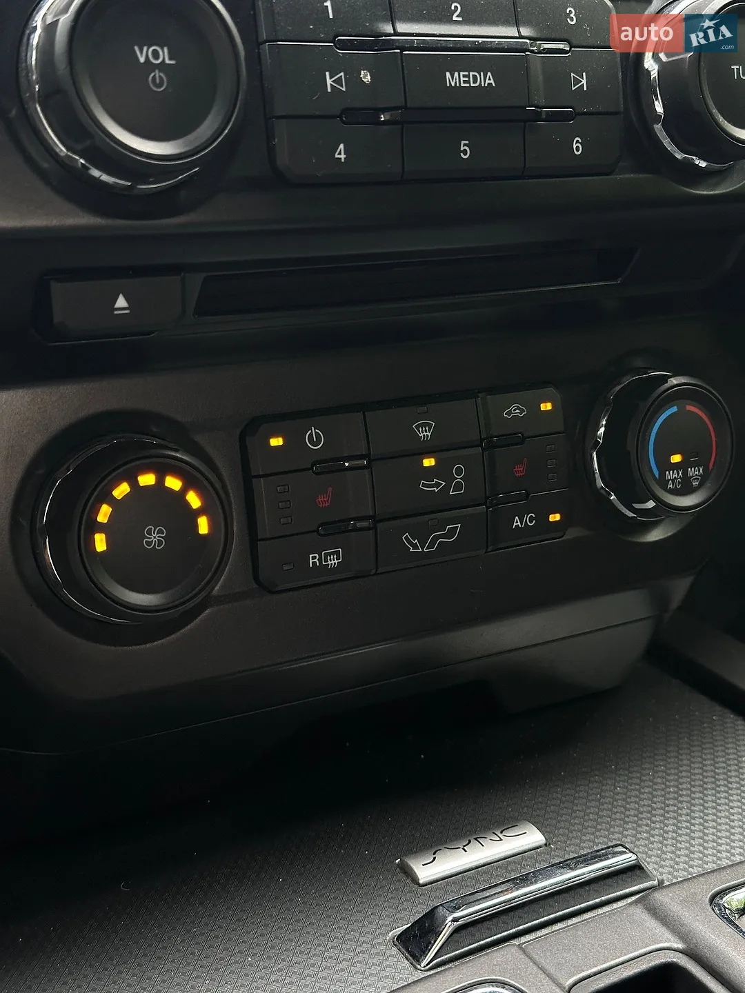 2015 Ford F-150 - мініатюра 35