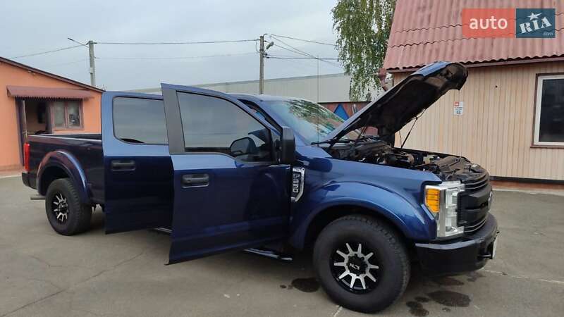 Пикап Ford F-250 2017 в Киеве