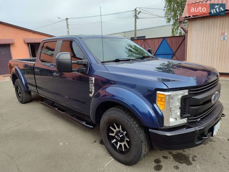 Пикап Ford F-250 2017 в Киеве