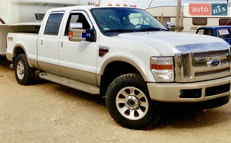 Пикап Ford F-250 2010 в 
