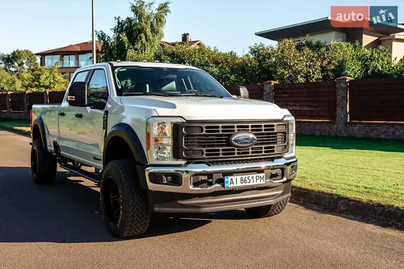 Пікап Ford F-250 2023 в Вишгороді