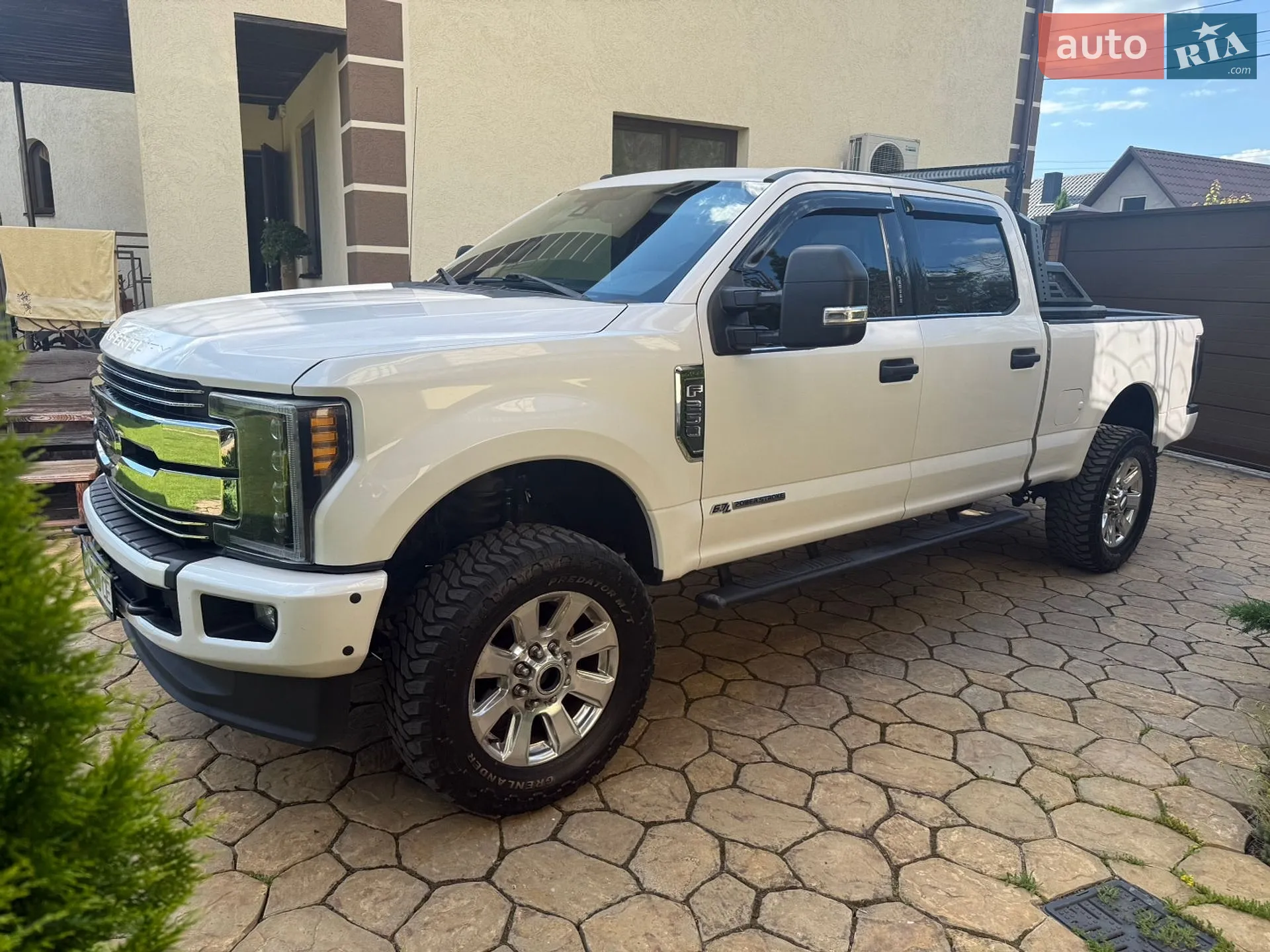 2019 Ford F250 - мініатюра 2