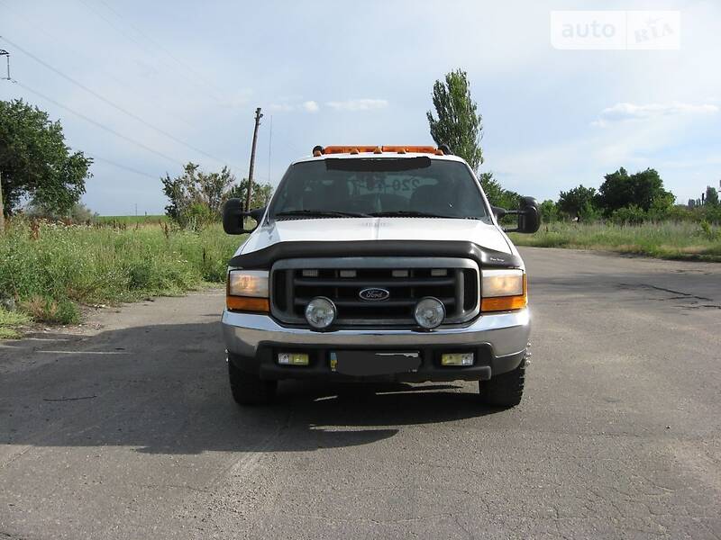 Эвакуатор Ford F-350 1999 в 