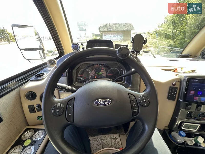 Дом на колесах Ford F-530 2017 в Одессе