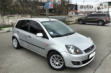 Хэтчбек Ford Fiesta 2008 в 