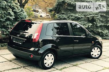 Хэтчбек Ford Fiesta 2007 в Одессе