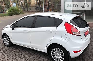 Хэтчбек Ford Fiesta 2013 в Каменском