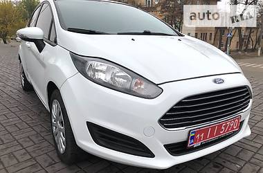 Хэтчбек Ford Fiesta 2013 в Каменском