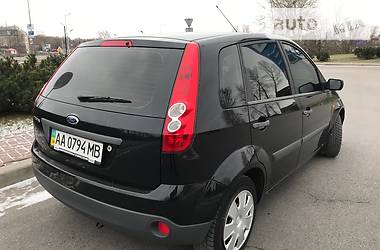 Хэтчбек Ford Fiesta 2009 в Киеве