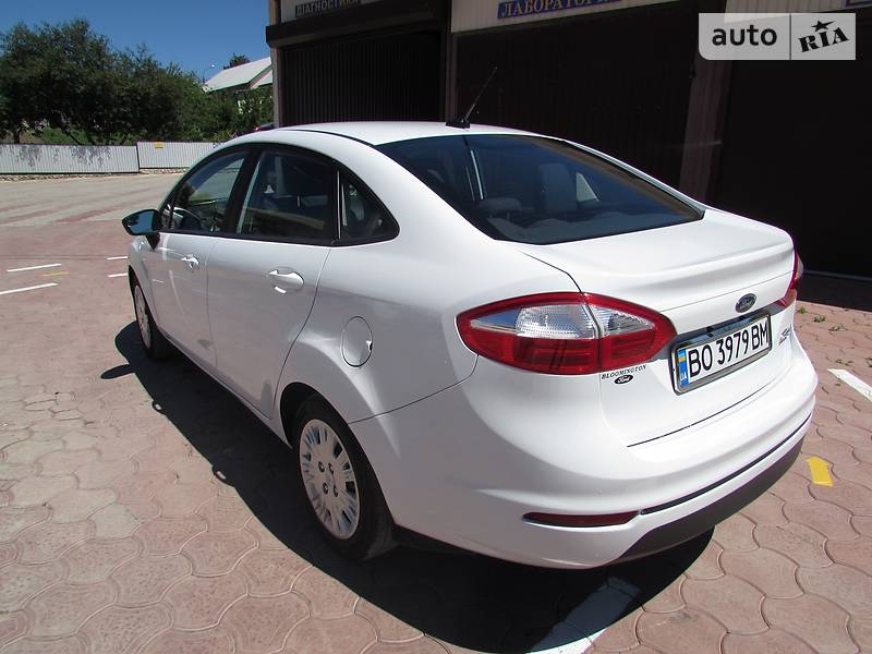 Седан Ford Fiesta 2014 в Тернополе