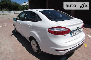 Седан Ford Fiesta 2014 в Тернополе