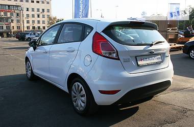 Хэтчбек Ford Fiesta 2014 в Киеве