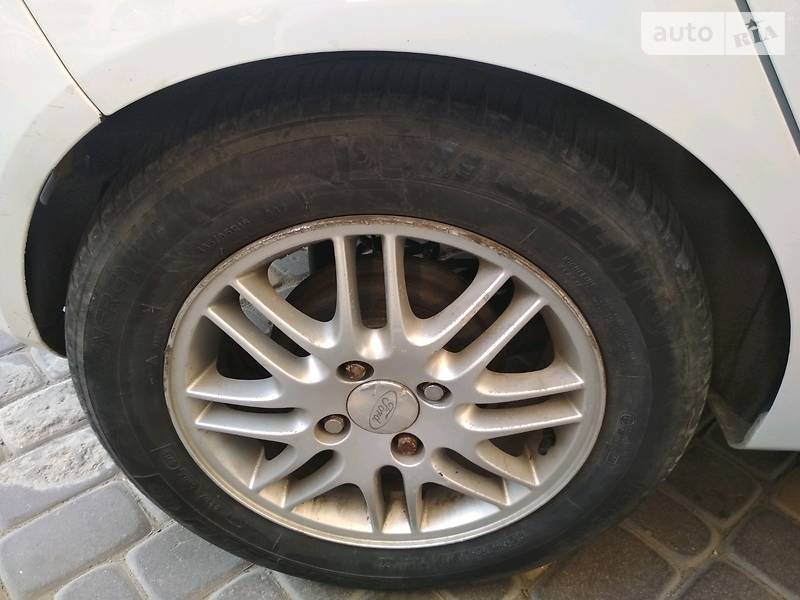 Хетчбек Ford Fiesta 2011 в Вінниці