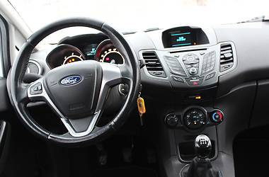 Хэтчбек Ford Fiesta 2015 в Дрогобыче