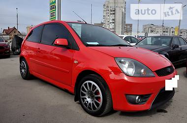 Хетчбек Ford Fiesta 2007 в 