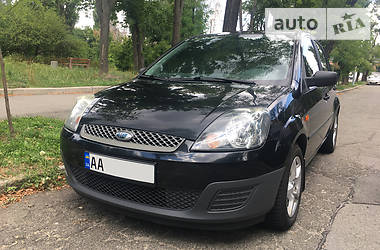 Хетчбек Ford Fiesta 2008 в Києві