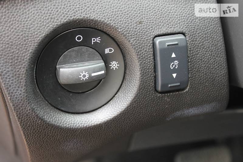 Хетчбек Ford Fiesta 2015 в Миколаєві