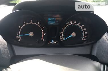 Седан Ford Fiesta 2016 в 
