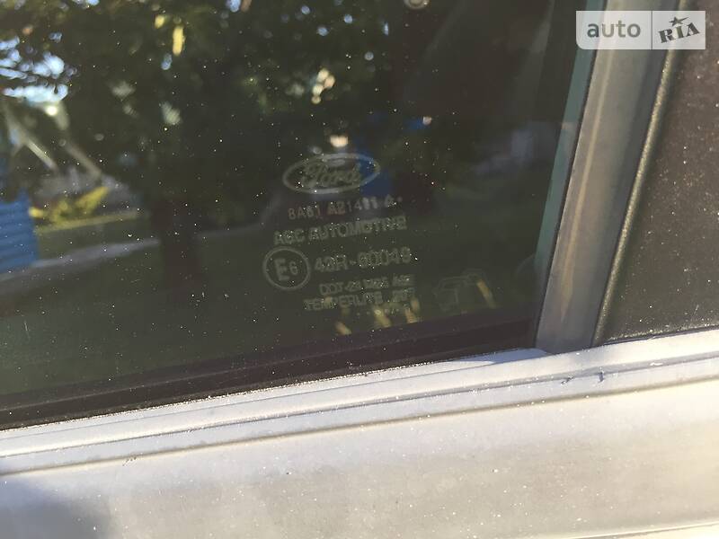 Хетчбек Ford Fiesta 2011 в Дніпрі