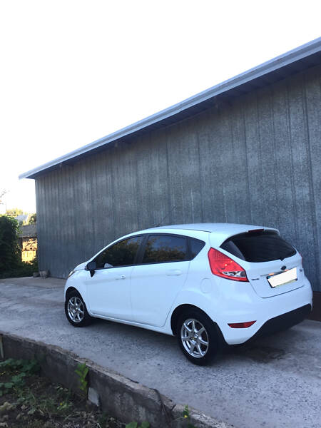 Хетчбек Ford Fiesta 2011 в Дніпрі