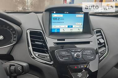 Седан Ford Fiesta 2019 в Кривом Роге