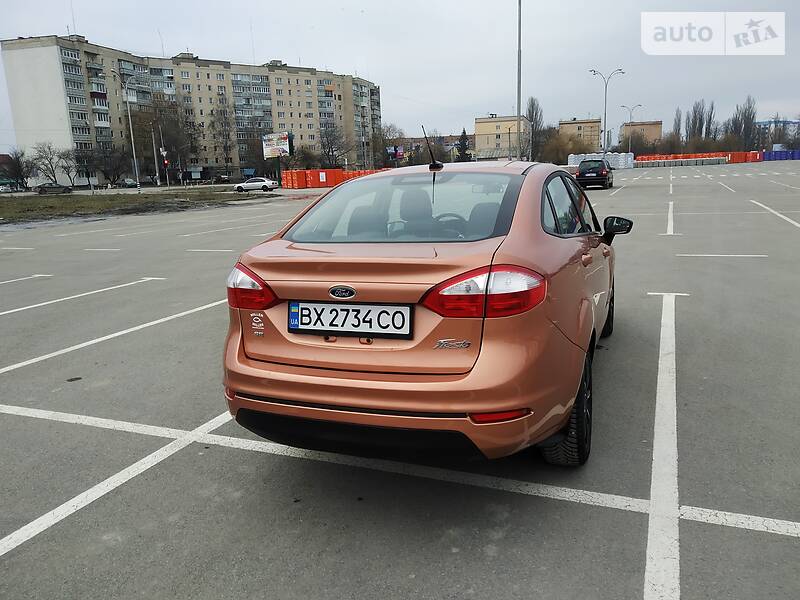 Седан Ford Fiesta 2017 в Каменец-Подольском