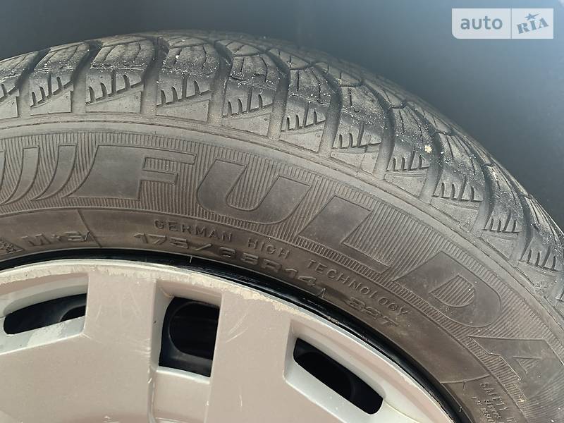 Хетчбек Ford Fiesta 2008 в Києві