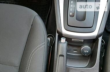 Хетчбек Ford Fiesta 2016 в 