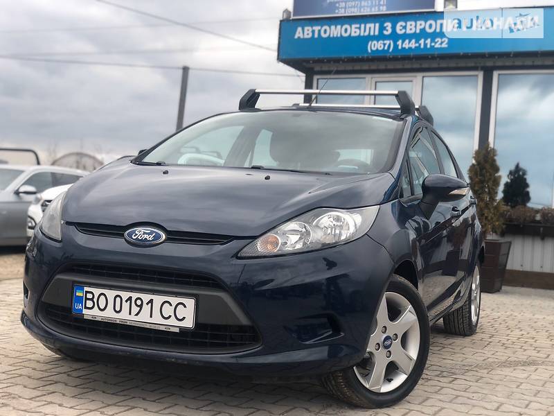 Хэтчбек Ford Fiesta 2009 в 