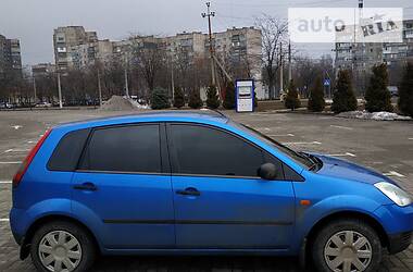 Хэтчбек Ford Fiesta 2005 в Мариуполе