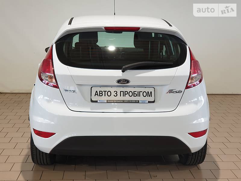 Хетчбек Ford Fiesta 2017 в Києві