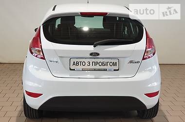 Хетчбек Ford Fiesta 2017 в 