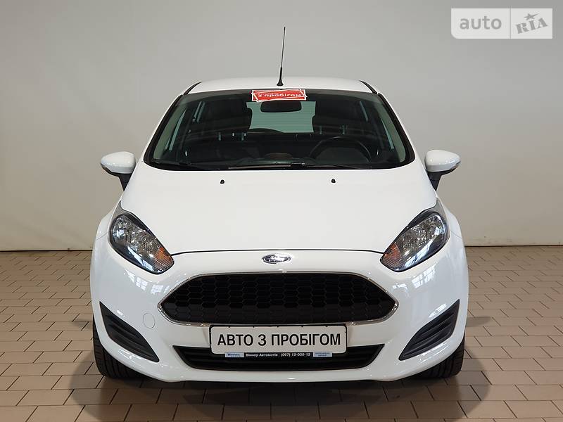 Хетчбек Ford Fiesta 2017 в Києві