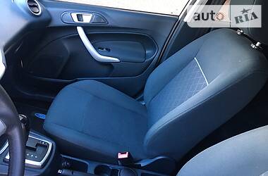 Хетчбек Ford Fiesta 2012 в 