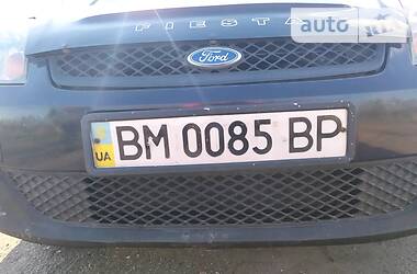 Хэтчбек Ford Fiesta 2006 в 
