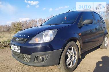 Хэтчбек Ford Fiesta 2006 в 