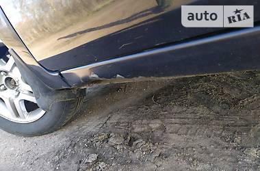 Хэтчбек Ford Fiesta 2006 в 