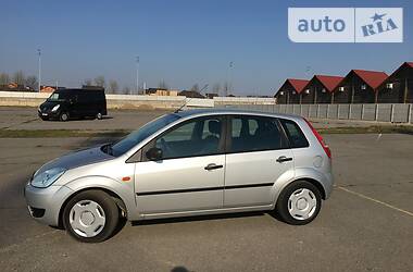 Хетчбек Ford Fiesta 2004 в 