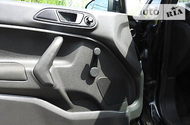Седан Ford Fiesta 2016 в 
