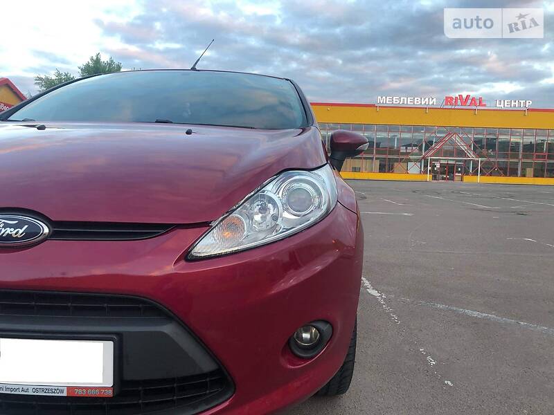 Хетчбек Ford Fiesta 2010 в Житомирі