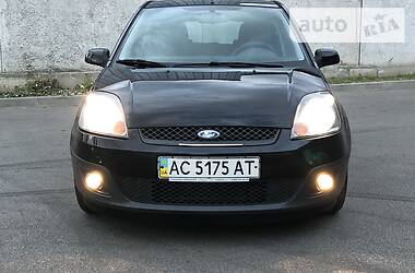 Хэтчбек Ford Fiesta 2007 в Киеве